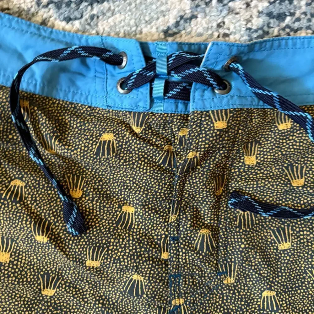 Patagonia Wavefarer Hybrid Boardshorts